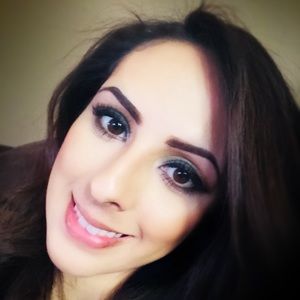 Meet your Posher, Ivette